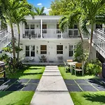 Tranquil Retreat, Comfortable Condo In Miami Beach